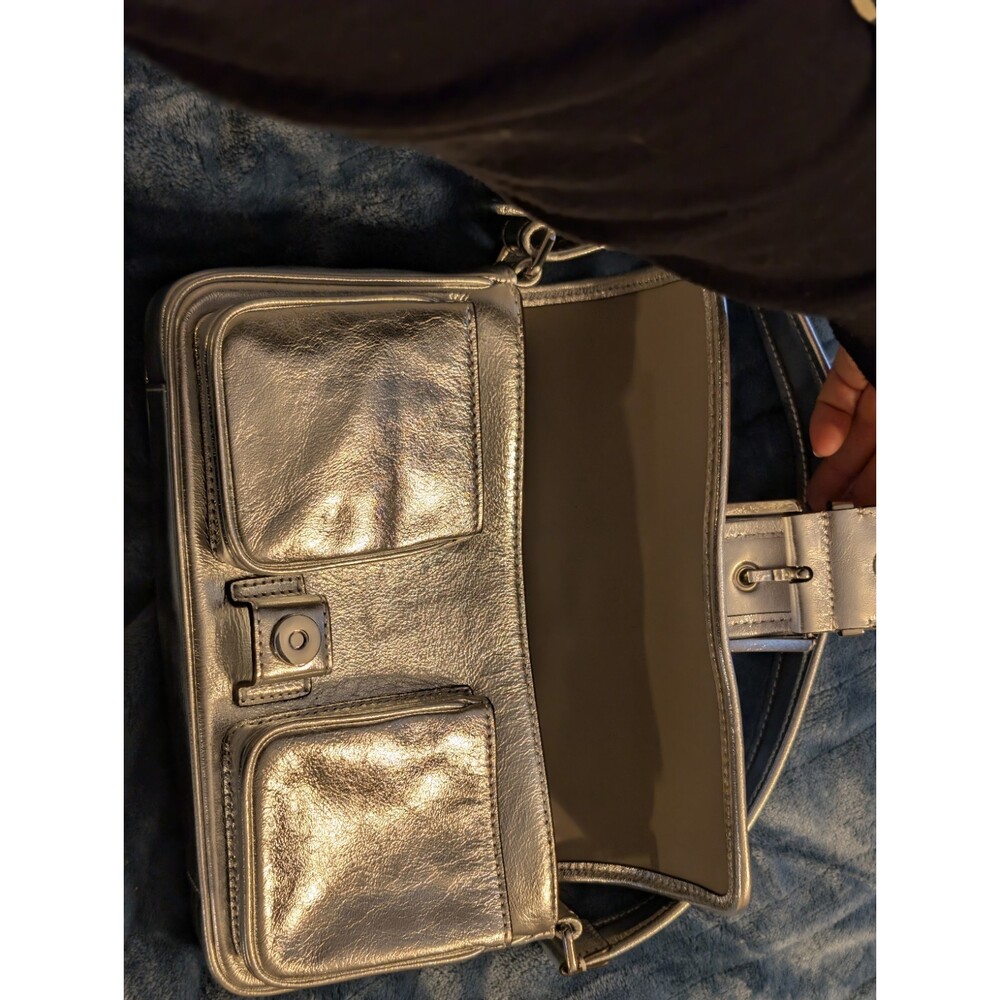 Michael Kors Colby Shoulder Bag Silver Metallic Leather Suede Interior NWT - Picture 5 of 8